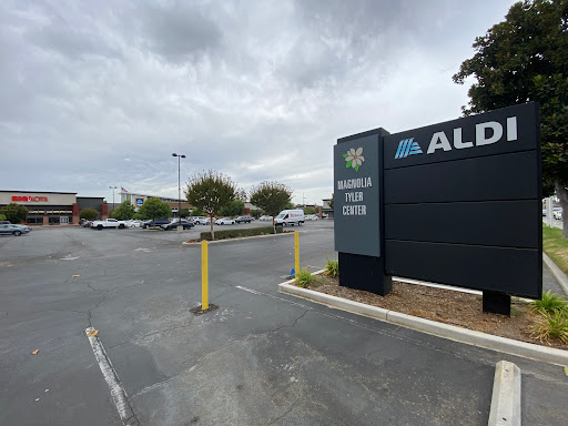 Discount Store «Big Lots», reviews and photos, 3730 Tyler St, Riverside, CA 92503, USA