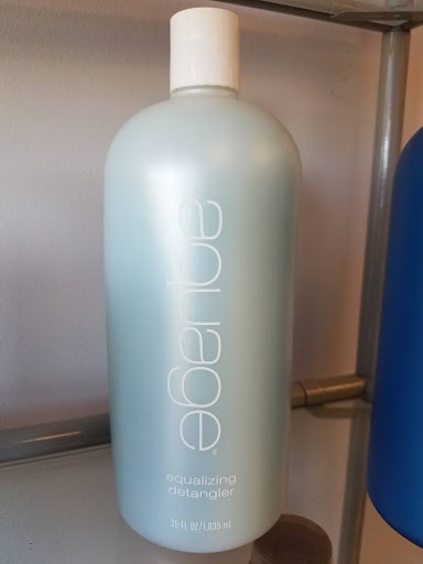 Beauty Salon «Rossi Hair Care», reviews and photos, 829 E Roosevelt Rd, Lombard, IL 60148, USA