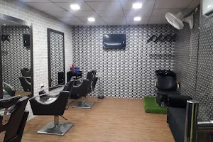 Hair Cafe : Unisex Salon image