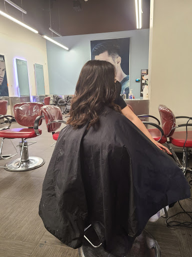 Beauty School «Aveda Institute Denver», reviews and photos, 700 16th St, Denver, CO 80202, USA