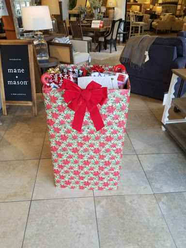 Furniture Store «Ashley Furniture HomeStore», reviews and photos, 14810 North Freeway #100, Houston, TX 77090, USA