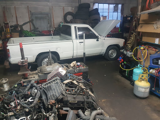 Car Repair and Maintenance «Smith Automotive Pre-Owned», reviews and photos, 282 S Church St, Ripley, WV 25271, USA