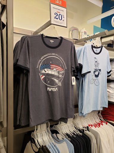 Clothing Store «Old Navy», reviews and photos, 1410 S Main Chapel Way, Gambrills, MD 21054, USA