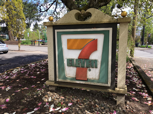 Convenience Store «7-Eleven», reviews and photos, 505 A Ave, Lake Oswego, OR 97034, USA