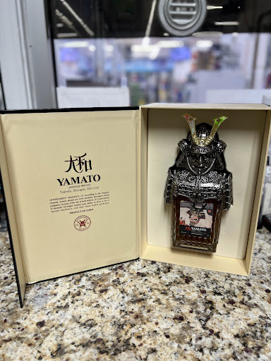 Liquor Store «D & M Liquor Store», reviews and photos, 595 Ralph David Abernathy Blvd, Atlanta, GA 30312, USA