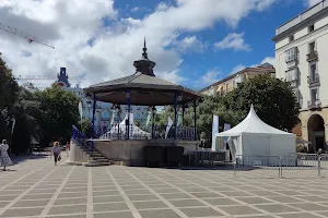 Plaza de Pombo image