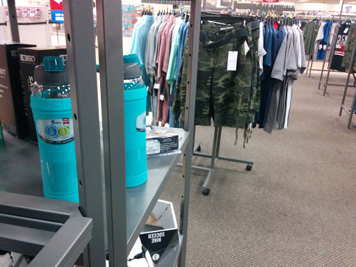 Clothing Store «Burlington Coat Factory», reviews and photos, 103 Marketplace Dr, Hampton, VA 23666, USA