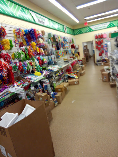 Dollar Store «Dollar Tree», reviews and photos, 886 Springfield Ave, Irvington, NJ 07111, USA