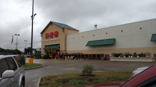 Grocery Store «H-E-B Grocery», reviews and photos, 1301 Wooded Acres Dr, Waco, TX 76710, USA