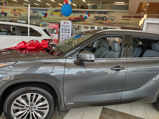 Toyota Dealer «Victory Toyota of Canton», reviews and photos, 46352 Michigan Ave, Canton, MI 48188, USA