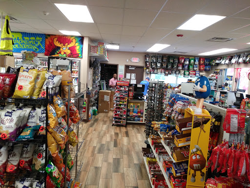 Queensbury Truck & Pizza Stop Restaurant