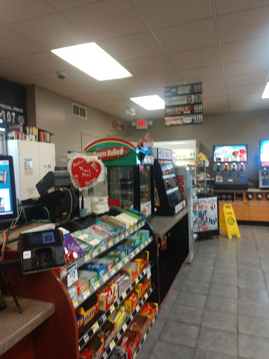 Speedway, 5058 US-52, New Palestine, IN 46163, USA, 