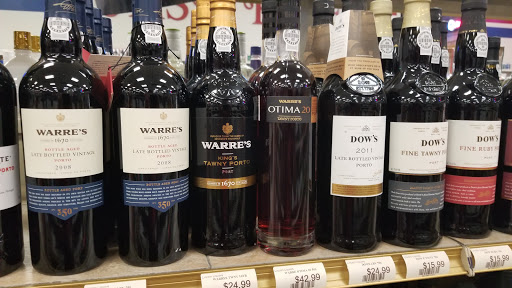 Wine Store «Lincoln Liquors», reviews and photos, 10 Summer St, Chelmsford, MA 01824, USA