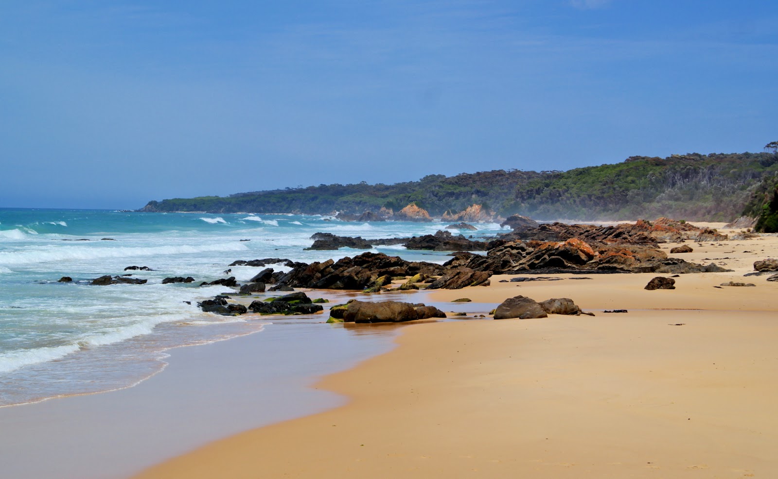 Φωτογραφία του Quarry Beach ubicado en área natural