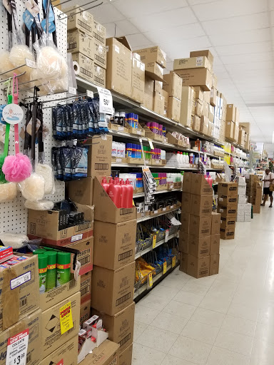 Discount Store «National Wholesale Liquidators», reviews and photos, 7101 Kissena Blvd, Flushing, NY 11367, USA