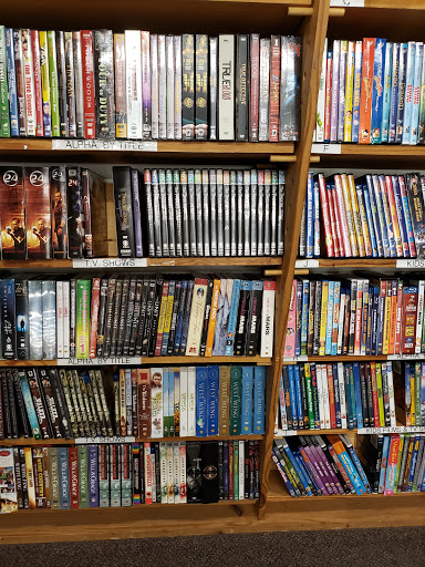 Book Store «Half Price Books», reviews and photos, 3185 Princeton Rd, Hamilton, OH 45011, USA