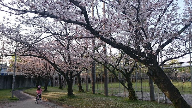 慈眼寺東公園