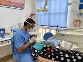 Clínica y Laboratorio Dental Vanessa Narvaez en Arroyo de La Miel
