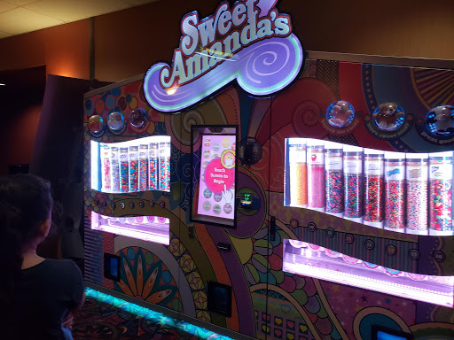 Movie Theater «Regal Cinemas Shadowood 16», reviews and photos, 9889 Glades Rd, Boca Raton, FL 33434, USA