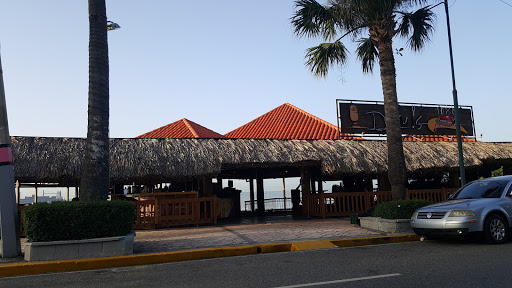 Restaurantes tipo masia en Santo Domingo