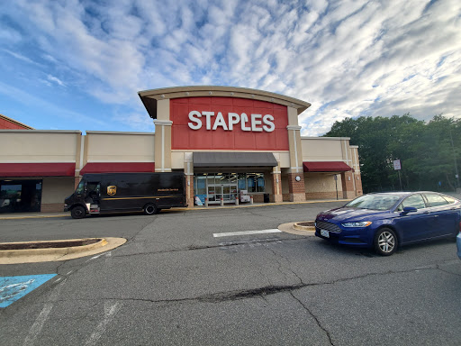 Office Supply Store «Staples», reviews and photos, 7708 Richmond Hwy, Alexandria, VA 22306, USA