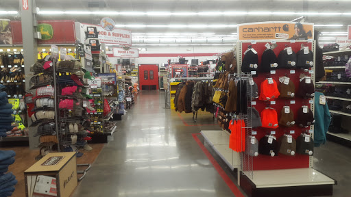 Home Improvement Store «Tractor Supply Co.», reviews and photos, 40 Dillon Plaza Dr, High Ridge, MO 63049, USA