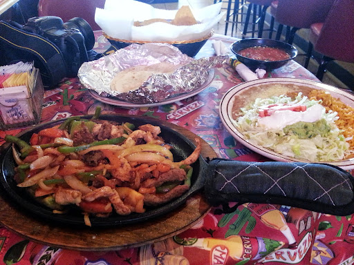 Shopping Mall «Frederick Shopping Center», reviews and photos, 1305 W 7th St, Frederick, MD 21702, USA