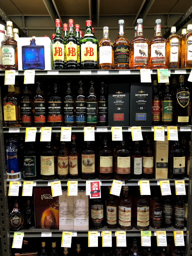 Wine Store «Total Wine & More», reviews and photos, 11 Mystic View Rd, Everett, MA 02149, USA