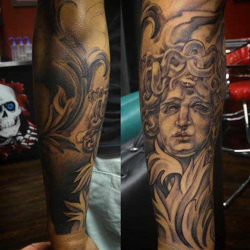 Tattoo Shop «Uptown Arts Studio», reviews and photos, 120 Brevard Court, Charlotte, NC 28202, USA