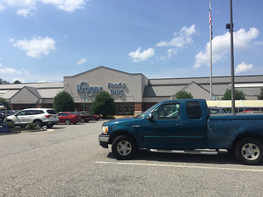 Grocery Store «Kroger», reviews and photos, 2821 Hicks Rd, North Chesterfield, VA 23235, USA