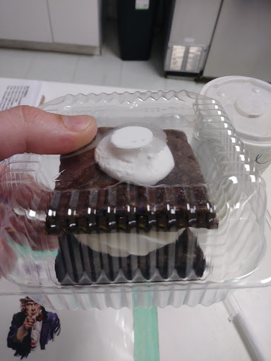 Ice Cream Shop «Lickity Split Ice Cream Shoppe», reviews and photos, 152 Vestal Pkwy E, Vestal, NY 13850, USA