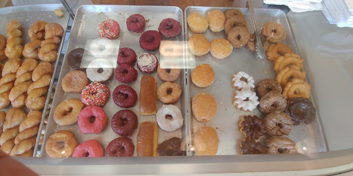 Donut Shop «Le Donut», reviews and photos, 2803 Old Spanish Trail, Houston, TX 77054, USA