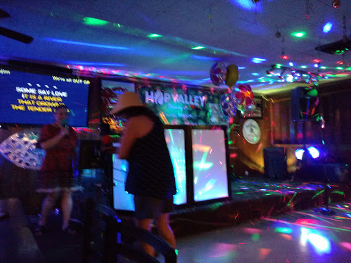 Restaurant «The Embers», reviews and photos, 1811 State Hwy 99 N, Eugene, OR 97402, USA