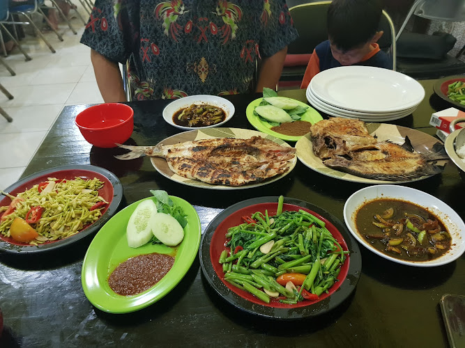 Rumah Makan Pangkep