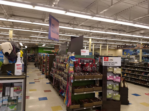 Pet Supply Store «Petco», reviews and photos, 1851 Sunrise Hwy, Bay Shore, NY 11706, USA