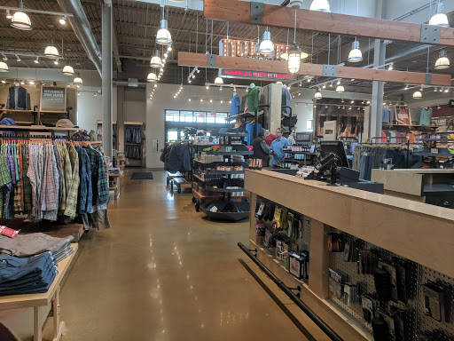 Men's clothing store Arlington