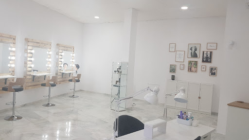 Clínica Veterinaria Poveda en Roquetas de Mar