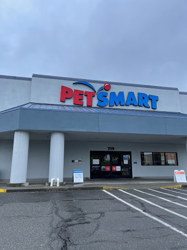 Pet Supply Store «PetSmart», reviews and photos, 719 Sleater Kinney Rd SE, Lacey, WA 98503, USA