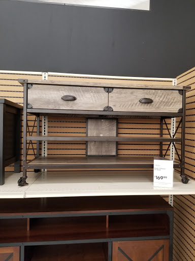 Discount Store «Big Lots», reviews and photos, 4233 Florida Ave S, Lakeland, FL 33813, USA