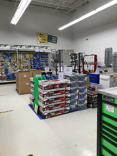 Hardware Store «Harbor Freight Tools», reviews and photos, 34600 Warren Rd, Westland, MI 48185, USA