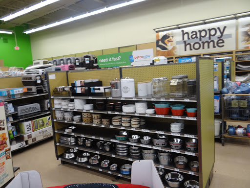 Pet Supply Store «Petco Animal Supplies», reviews and photos, 11331 W Broad St #151, Glen Allen, VA 23060, USA