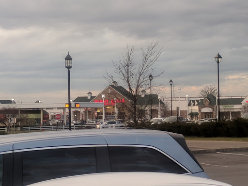 Supermarket «Giant Eagle Supermarket», reviews and photos, 4000 Powell Rd, Powell, OH 43065, USA