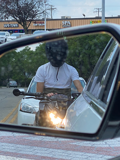 Motorcycle Parts Store «Cycle Gear», reviews and photos, 695 E Golf Rd, Schaumburg, IL 60173, USA