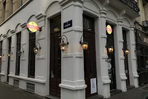 The Huggy's Bar Bruxelles 1 - arrêt Legrand 🍔 image