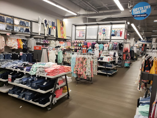 Clothing Store «Old Navy», reviews and photos, 3525 W Carson St #77, Torrance, CA 90503, USA