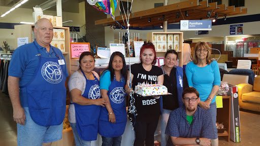 Thrift Store «St. Vincent de Paul», reviews and photos, 575 Rainier Ave N, Renton, WA 98057, USA