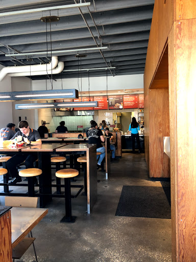 Mexican Restaurant «Chipotle Mexican Grill», reviews and photos, 1301 W Davis St, Conroe, TX 77304, USA