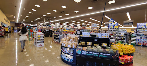 Grocery Store «Vons», reviews and photos, 7390 Cherry Ave, Fontana, CA 92336, USA