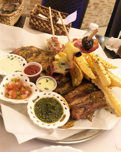 Opiniones de LA TATA en Guayaquil - Restaurante