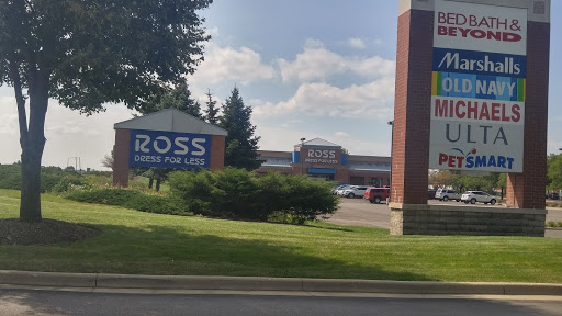 Clothing Store «Ross Dress for Less», reviews and photos, 1660 S Randall Rd, Geneva, IL 60134, USA
